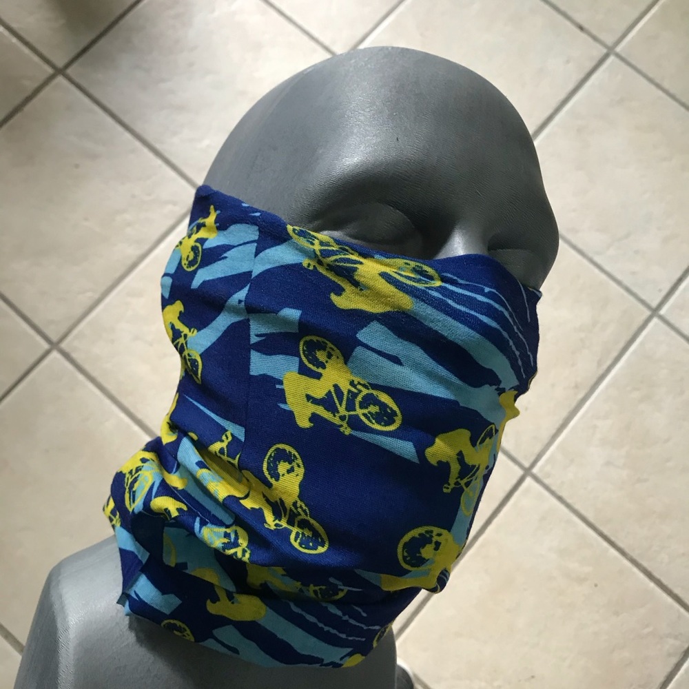 Face mask covers your mouth